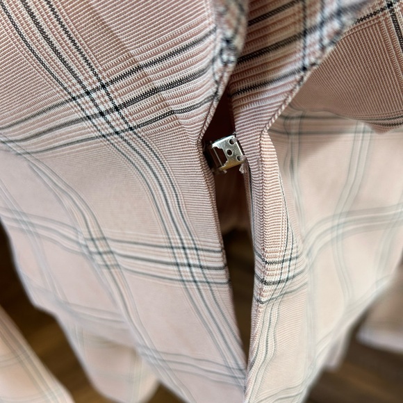 Fashion Nova Blush Plaid Dream Blazer Set NWT - Picture 9 of 12